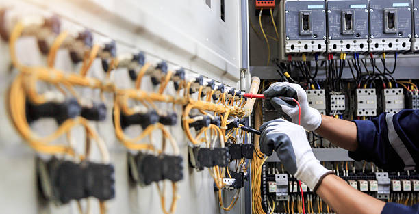 Professional Electrician technician working in Rocky Point, WA